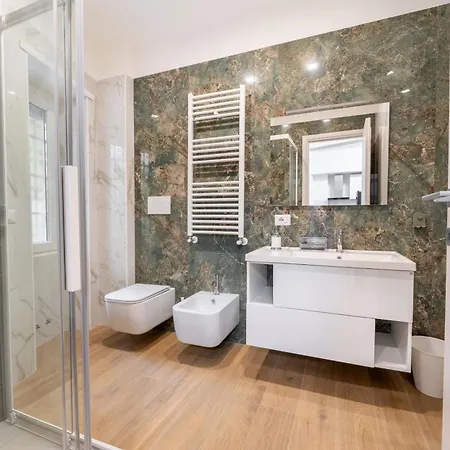 Emerald Suite, Elegant Flat In San Giovanni Area
