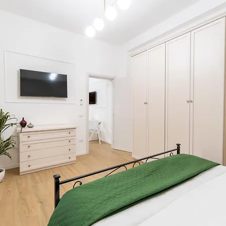 Emerald Suite, Elegant Flat In San Giovanni Area 아파트 로마